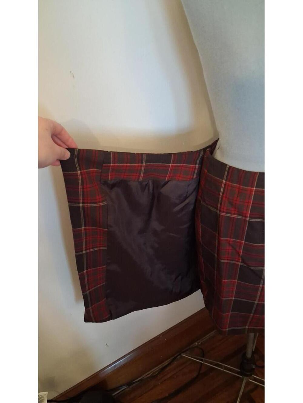 Charter Club Wrap Skirt, Red Plaid Size 12 Lined Wool Skirt Lined No Flaws - Picture 7 of 9